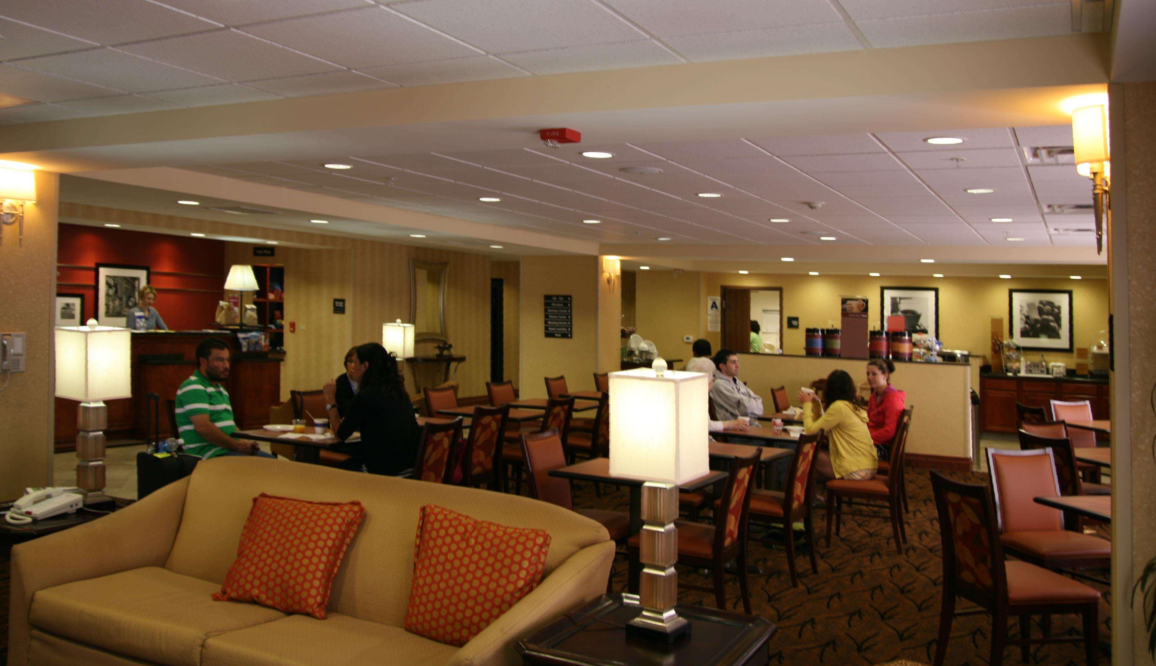 Hampton Inn Norco/Corona Restoran foto