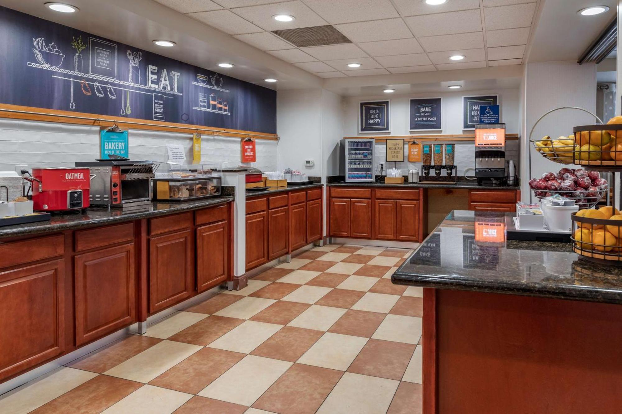 Hampton Inn Norco/Corona Bagian luar foto
